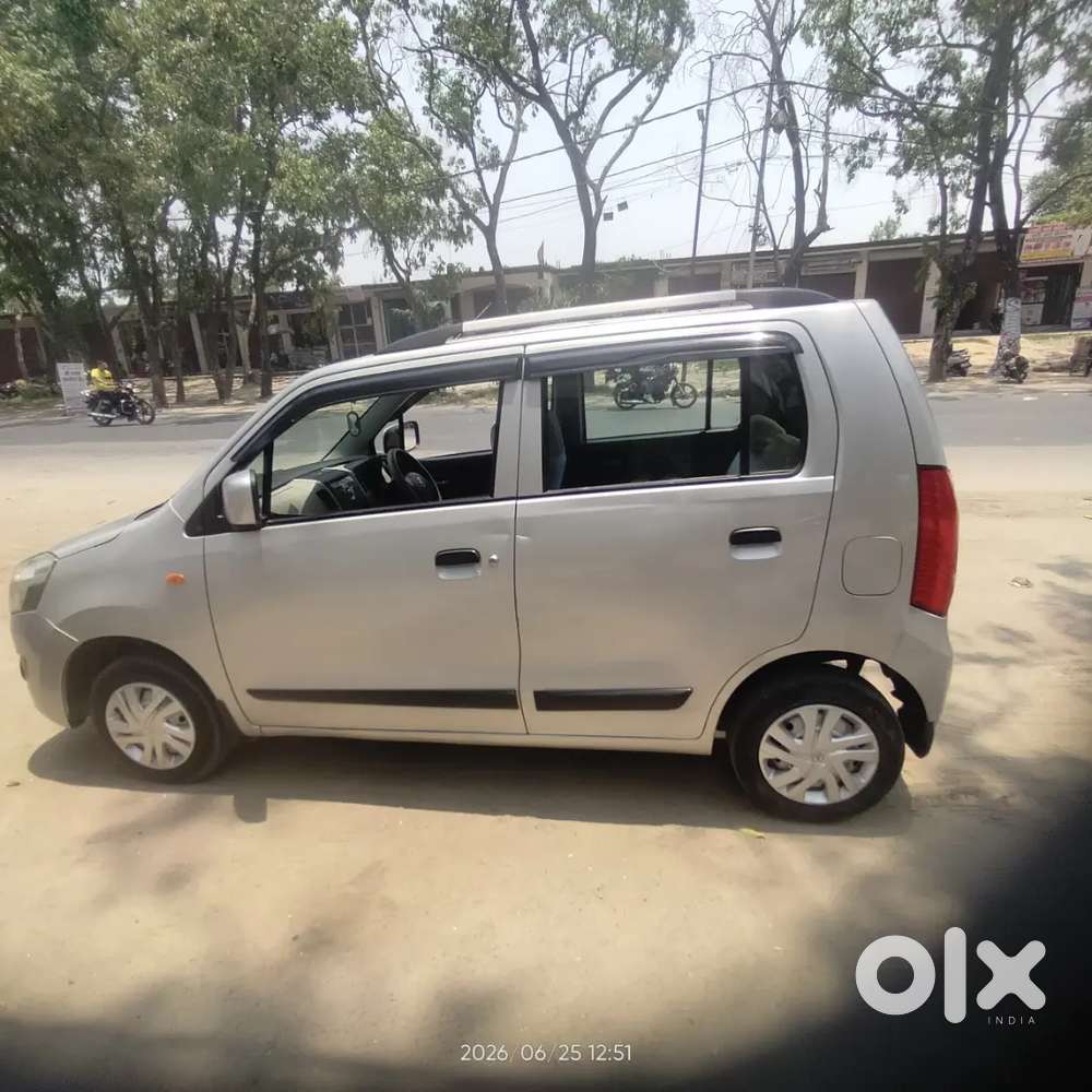 Maruti Suzuki Wagon R 2015 Lxi 1st Owner Good Condition All Function