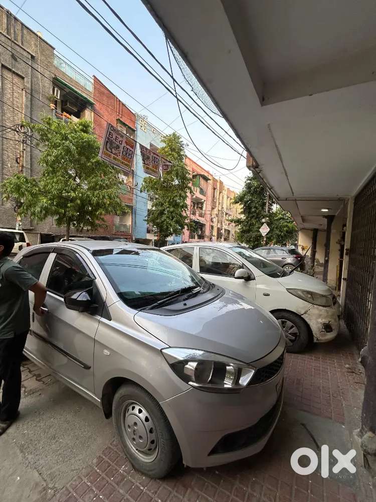Without Any Single Dent New Car