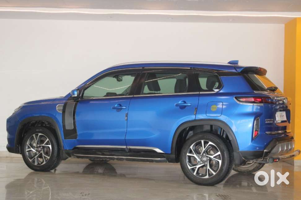 Toyota Urban Cruiser Hyryder 1.5 V Hybrid, 2023, Petrol