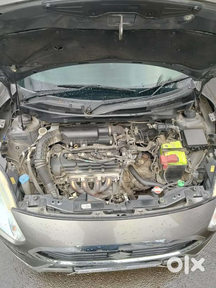 Maruti Suzuki Swift Dzire Vxi Optional, 2017, Petrol