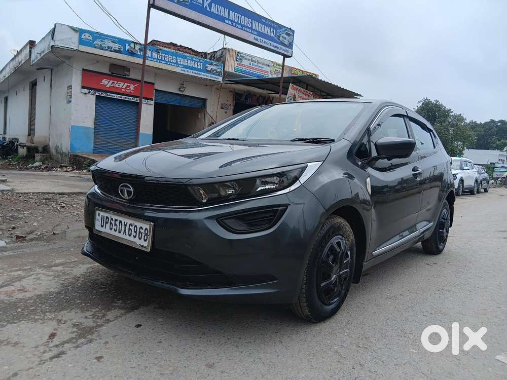 Tata Altroz 1.2 Xe, 2020, Petrol
