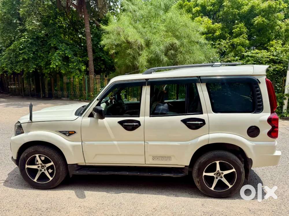 Mahindra Scorpio S6+ Mhawk (upgraded To S11)