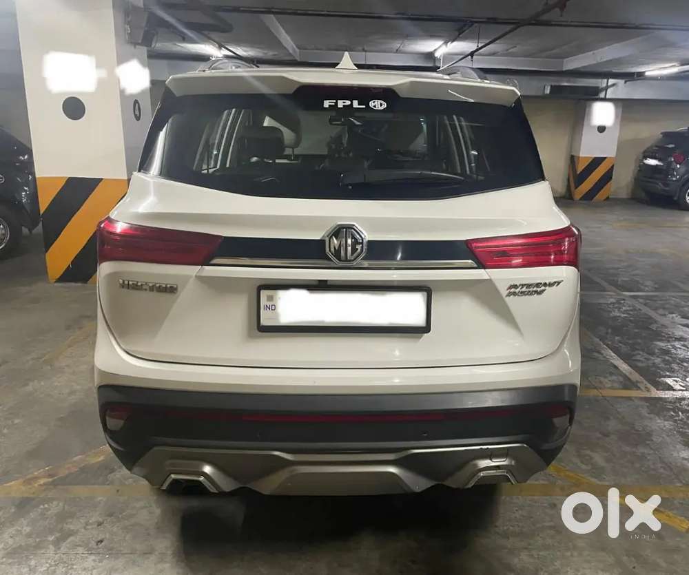 2022 (november) Mg Hector Petrol - At (white) - 5 Seater
