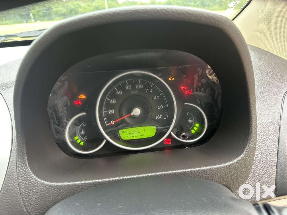 Hyundai Eon Sportz, 2017, Petrol