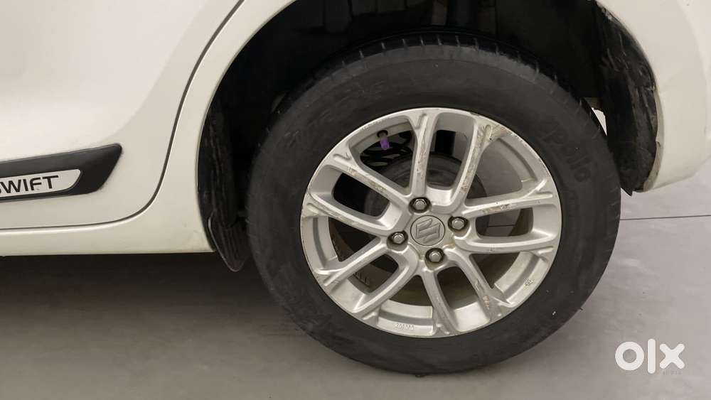 Maruti Suzuki Swift Amt Zxi, 2019, Petrol