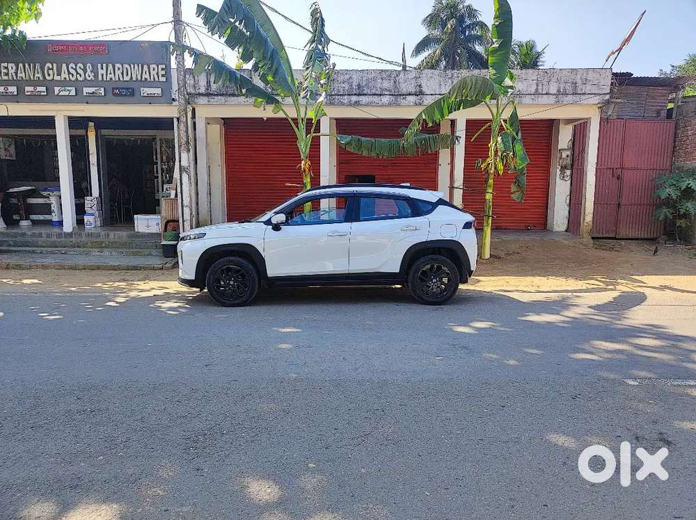 Maruti Suzuki Fronx 2025 Petrol 23000 Km Driven