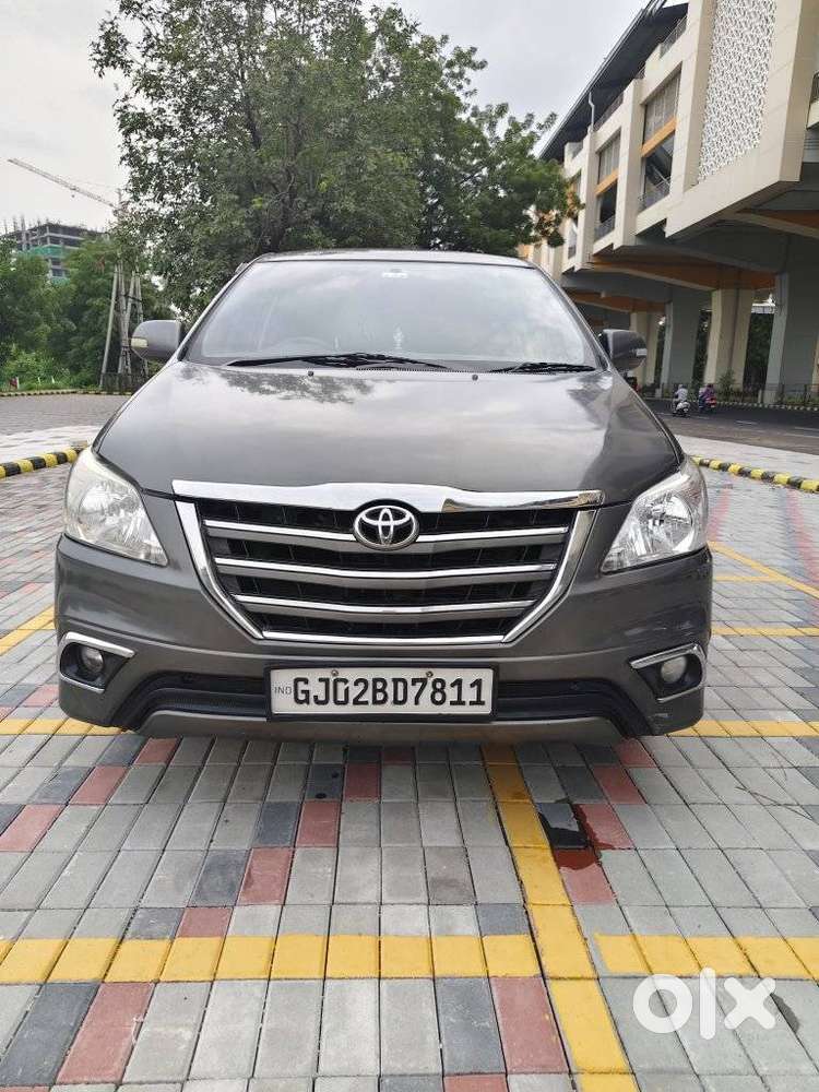Toyota Innova 2.5 V 8 Str, 2012, Diesel