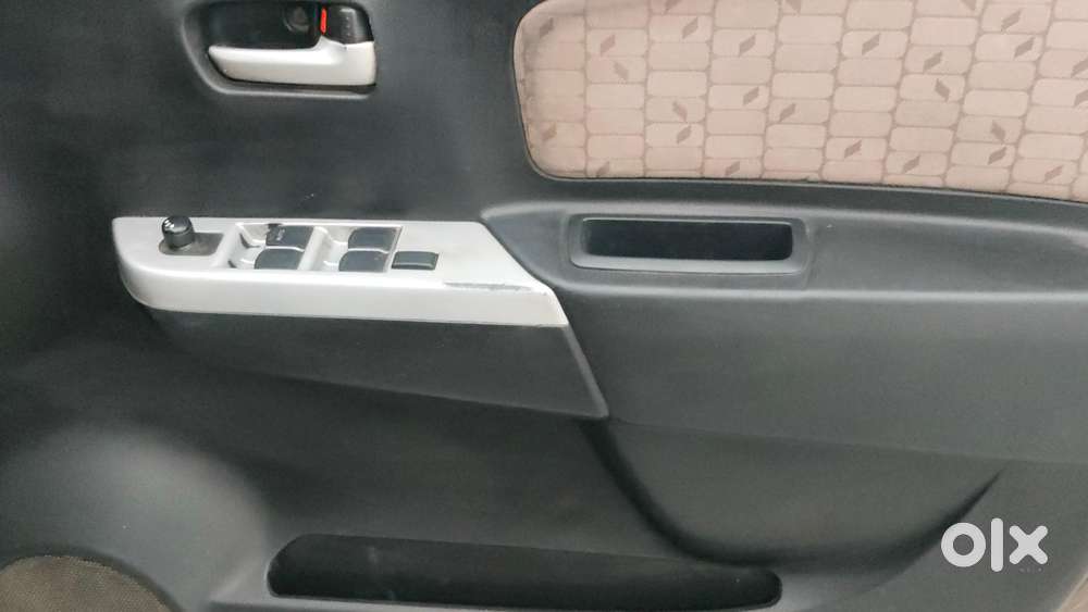 Maruti Suzuki Wagon R Vxi Amt, 2015, Petrol