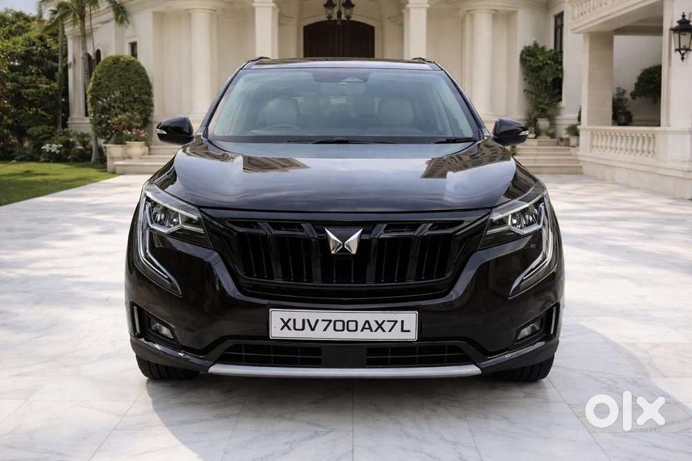 Mahindra Xuv700 2024 Petrol Well Maintained