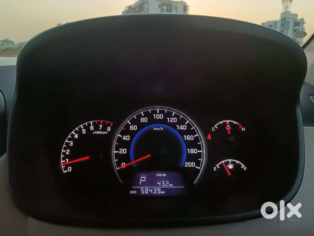 Hyundai Grand I10 1.2 Kappa Sportz Dual Tone, 2017, Petrol