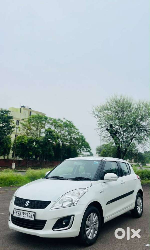 Maruti Suzuki Swift Vvt Zxi, 2016, Petrol