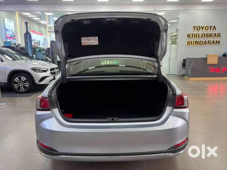 Lexus Es 300h, 2023, Petrol