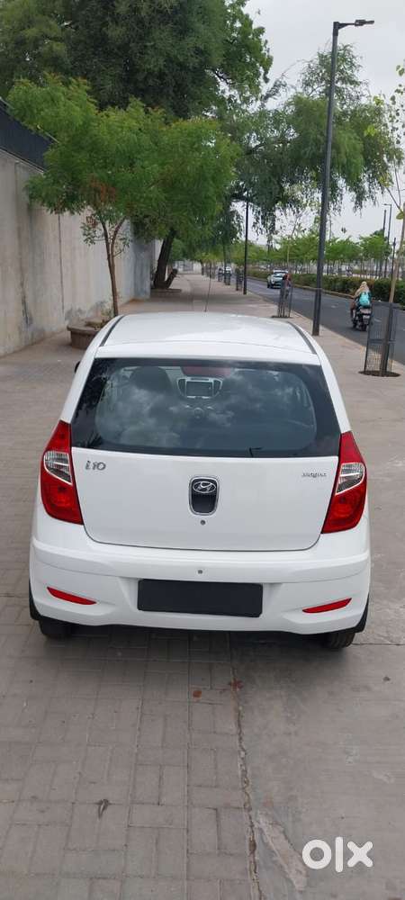 Hyundai I10 Magna O, 2016, Petrol