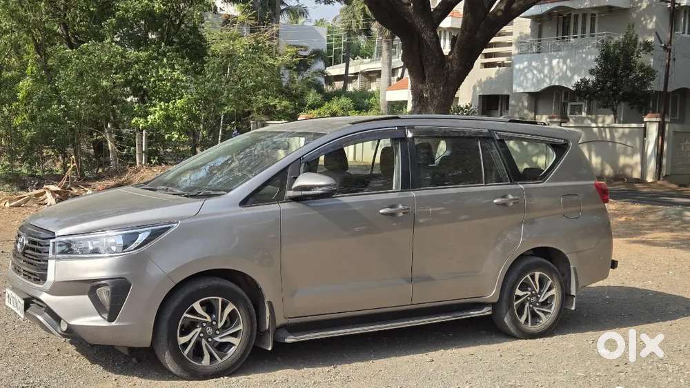 Toyota Innova Crysta 2022 Diesel Well Maintained