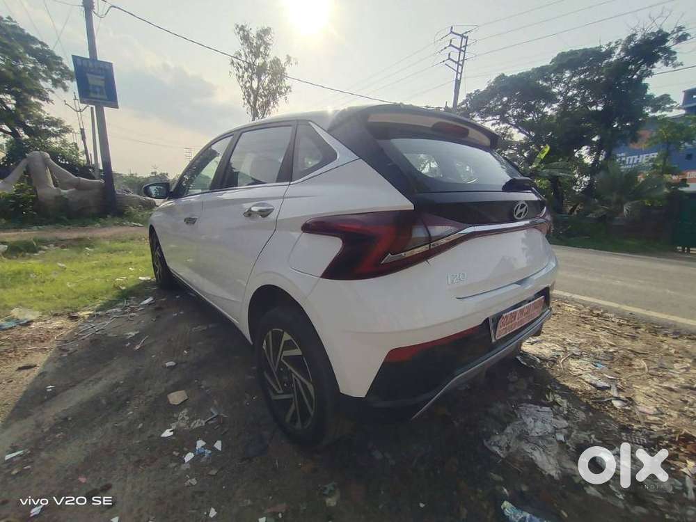 Hyundai New I20 1.5 Asta (o) Mt, 2025, Petrol