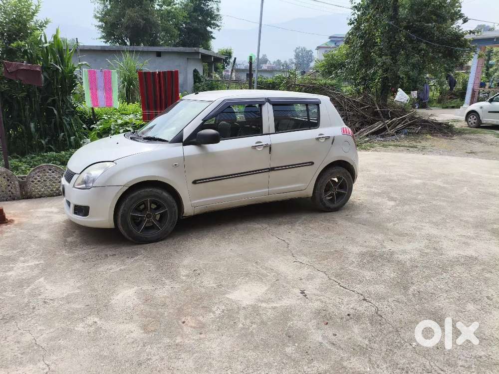 Maruti Suzuki Swift 2010 Diesel 152000 Km Driven