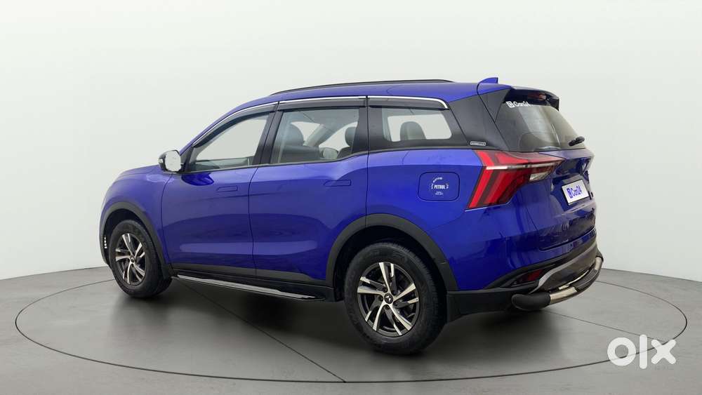 Mahindra Xuv700 2.0 Ax 5 Petrol Mt Str, 2022, Petrol