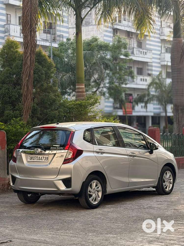 Honda Jazz V Mt Privilege, 2017, Petrol