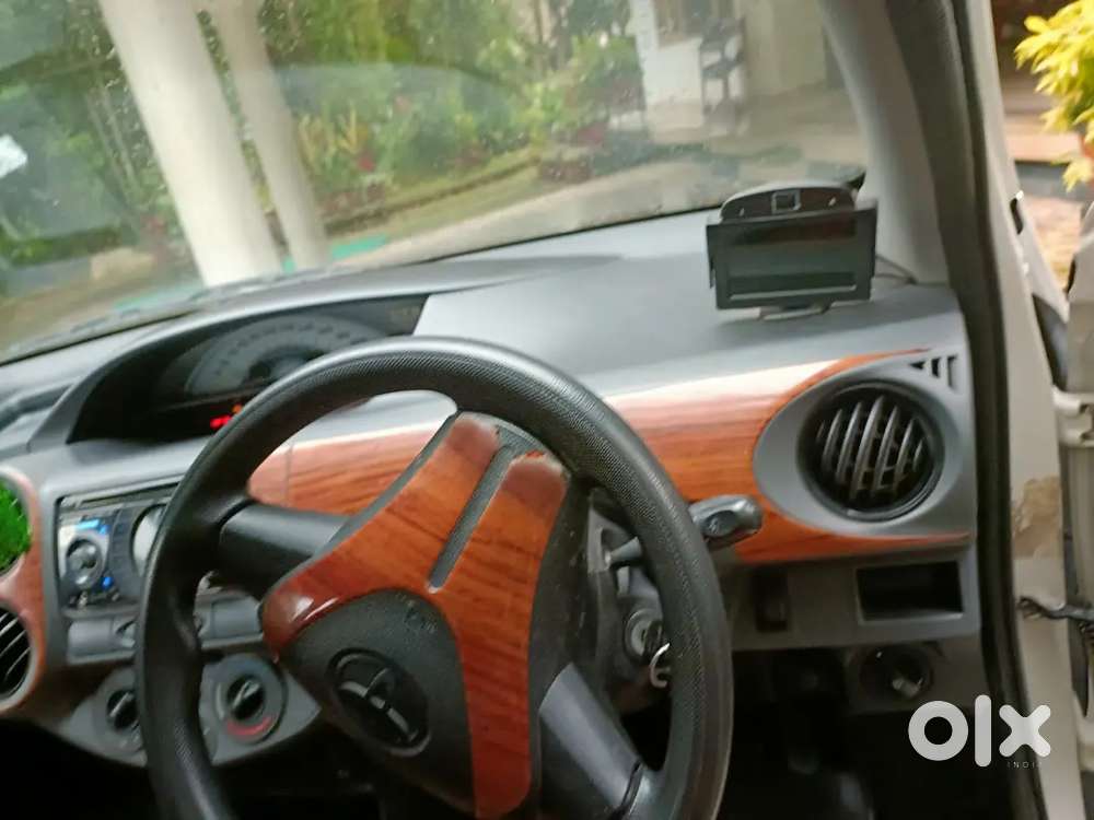 Toyota Etios Liva 2012 Manual 86500