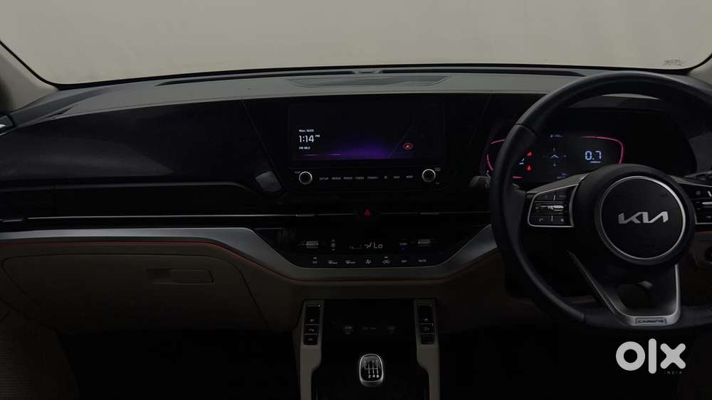 Kia Carens 1.4 Luxury Plus 6 Str, 2022, Petrol