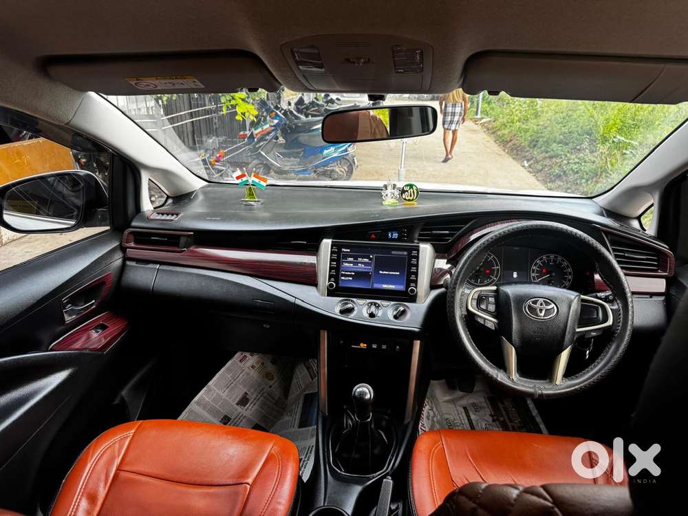Toyota Innova Crysta [2020-ongoing] 2.4 Gx At 7 Str, 2023, Diesel