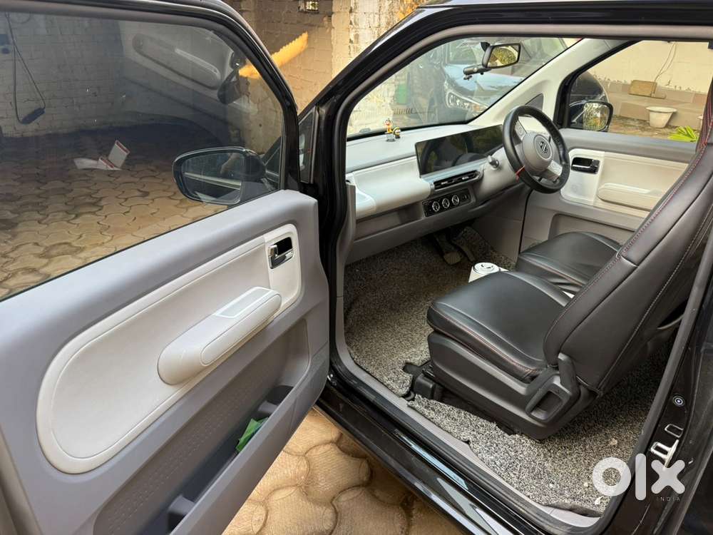 Mg Comet Ev 2025 Exclusive Rs.7,50,000