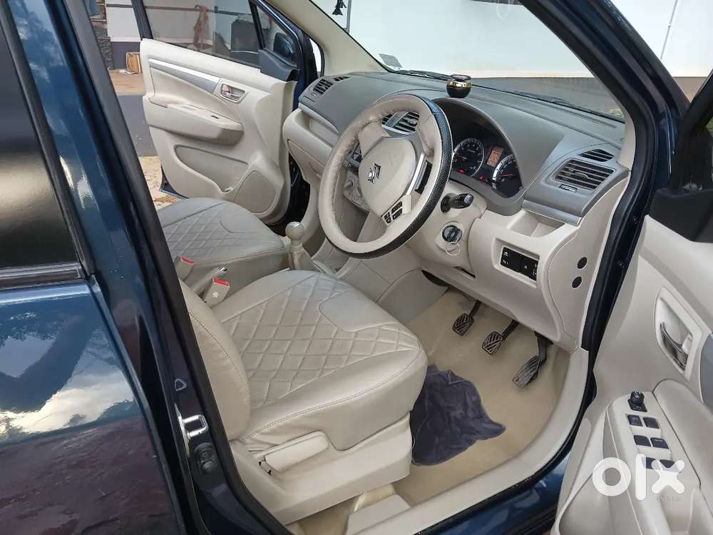 Maruti Suzuki Ertiga 2017 Petrol 70000 Km Driven