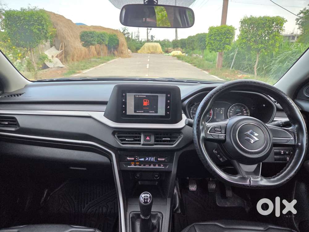 Maruti Suzuki Brezza 1.5 Vxi Smart Hybrid, 2023, Petrol