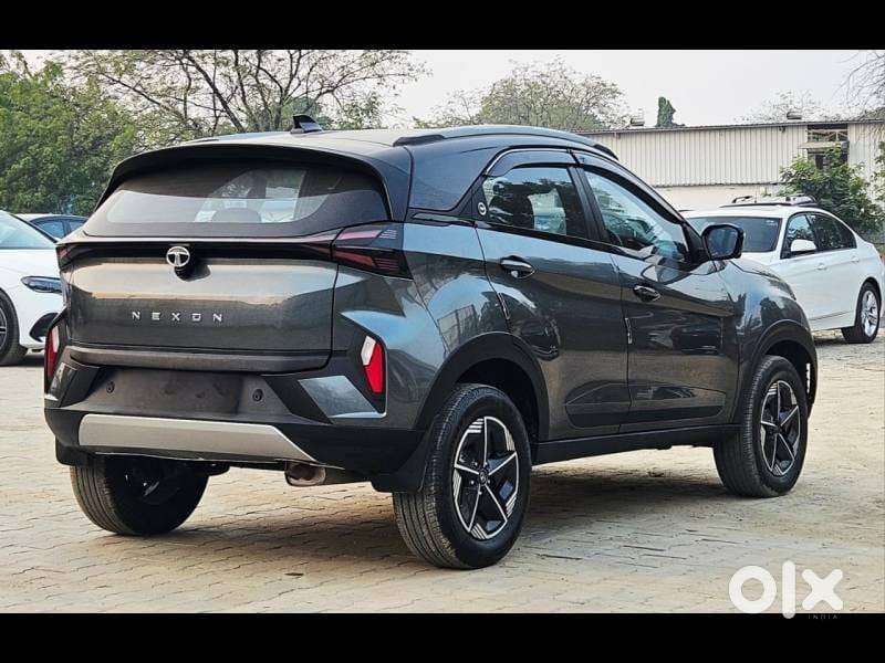 Tata Nexon Fearless  S 1.2 Revotron Petrol 6 Mt Dt, 2023, Petrol