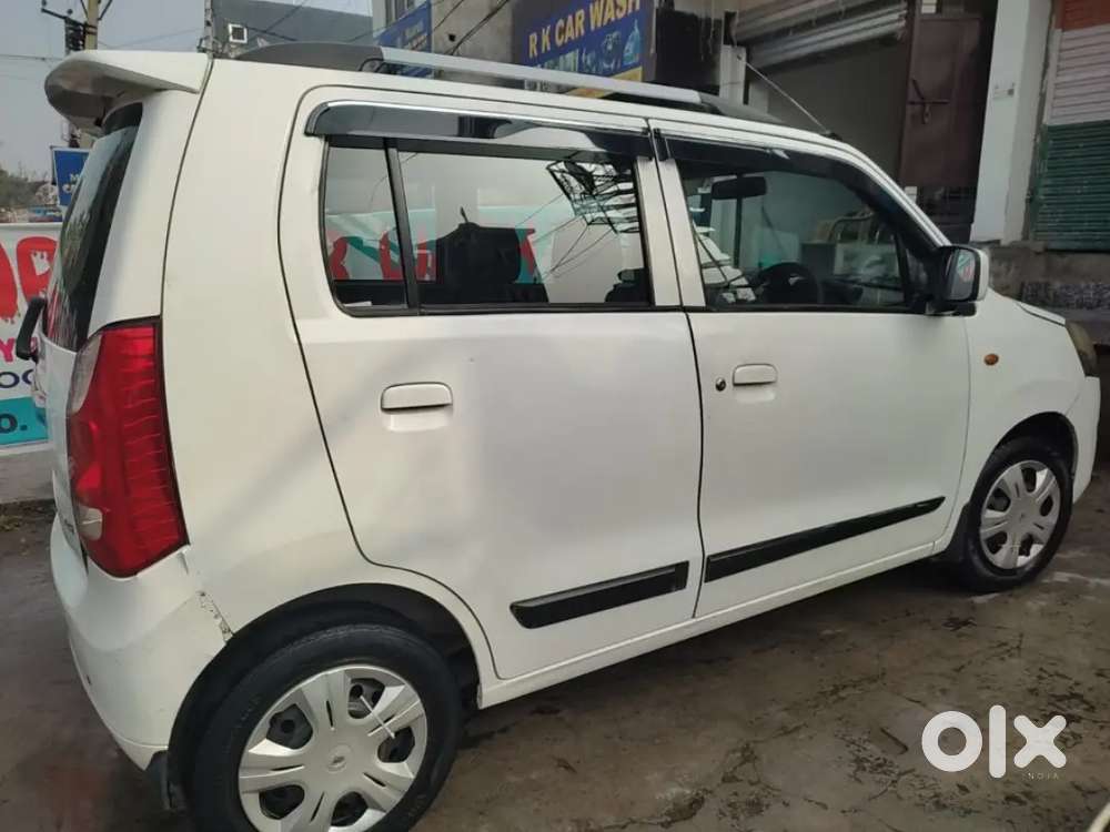 Maruti Suzuki Wagon R 2014 Petrol Well Maintained