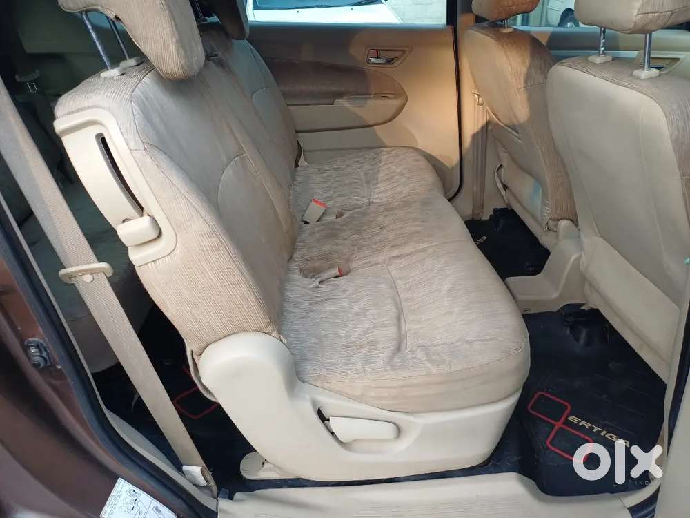 Ertiga Vxi 2012-nov 105000km