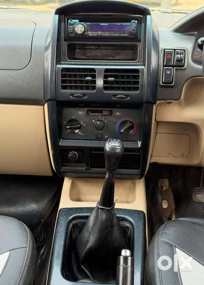 Chevrolet Tavera Lt 9 Seater, 2012, Diesel