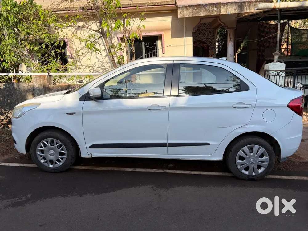 Ford Figo Aspire 2015 Petrol 65000 Km Driven