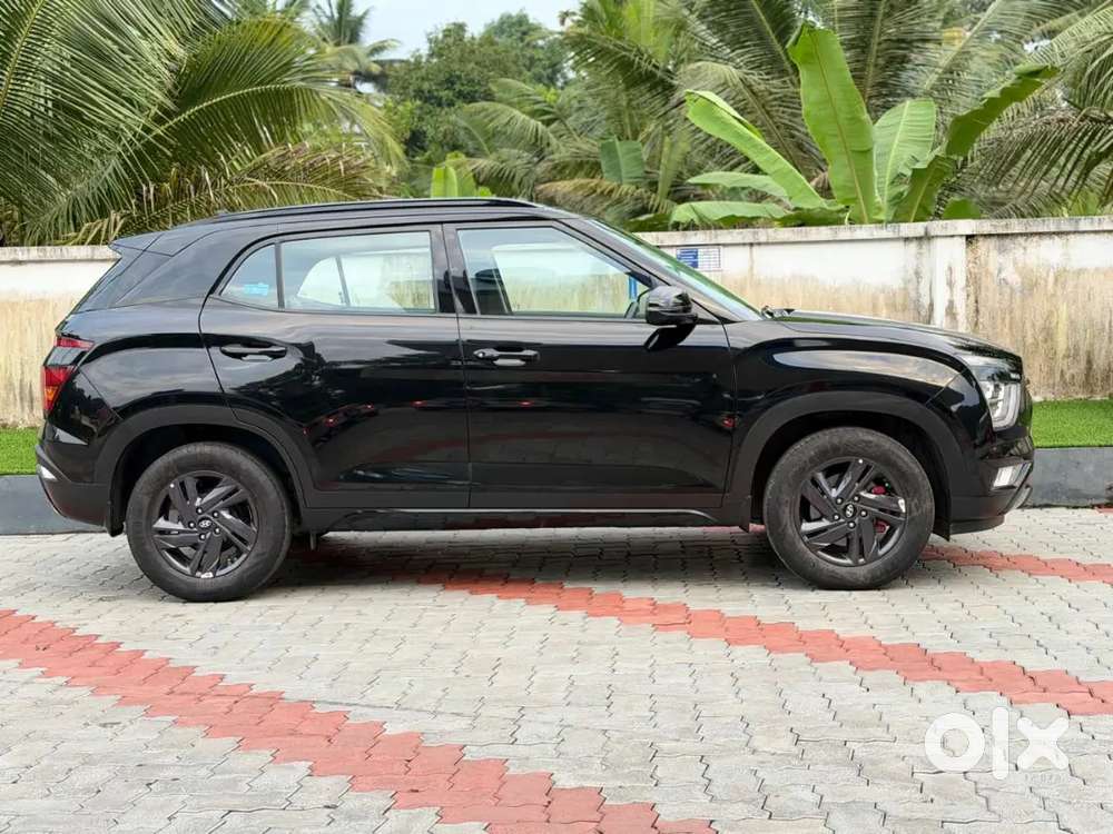 Creta Petrol Knight Edition Sx Manual Sunroof
