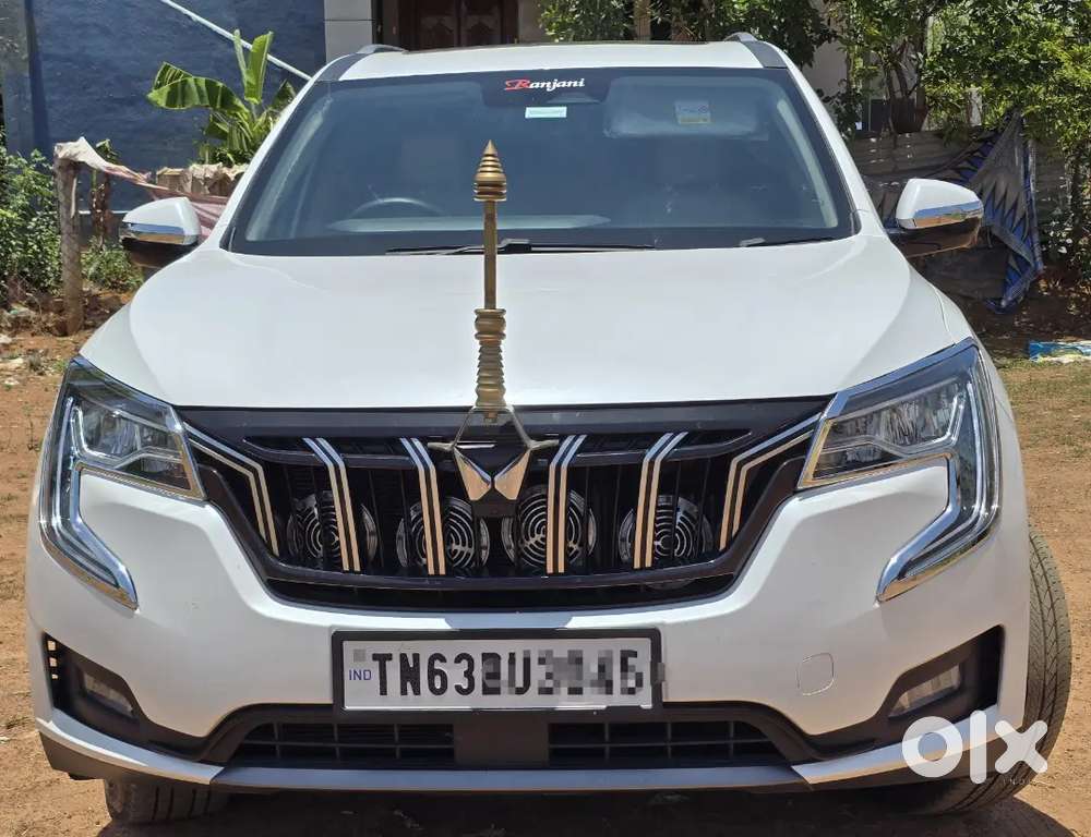 Mahindra Xuv700 Ax7l Diesel Mt 2025