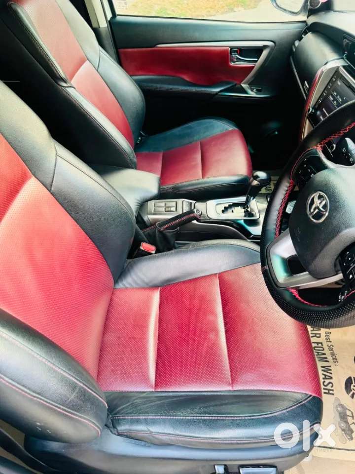 Toyota Fortuner Legender, 2022, Diesel