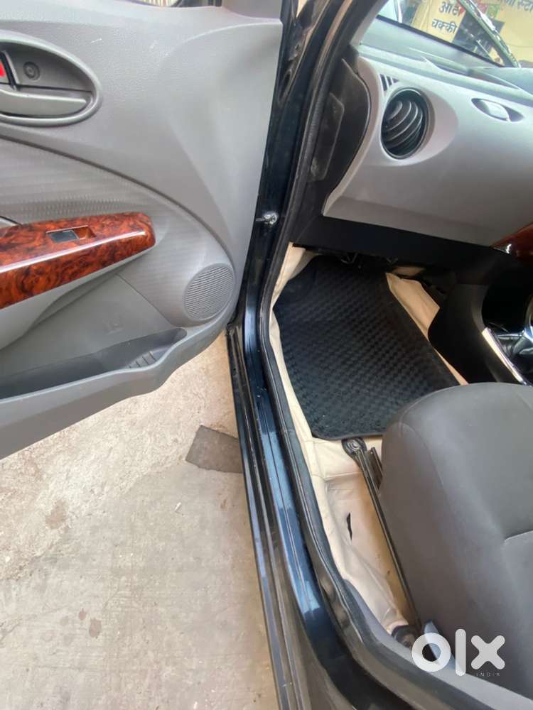 Toyota Etios Gd 2011 Model