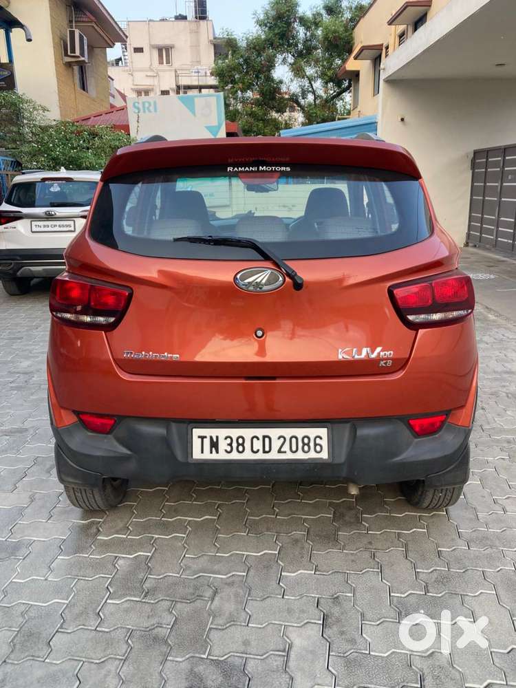 Mahindra Kuv 100