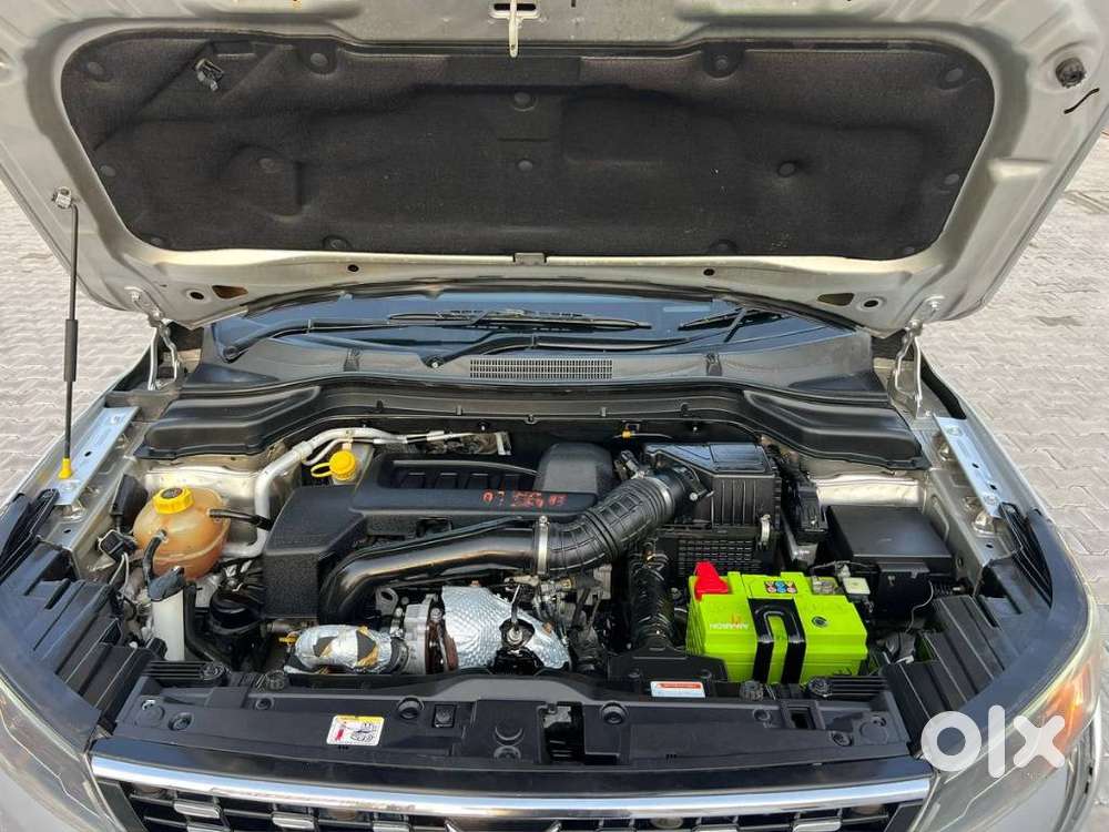 Mahindra Xuv300 W8 Option Diesel, 2022, Diesel