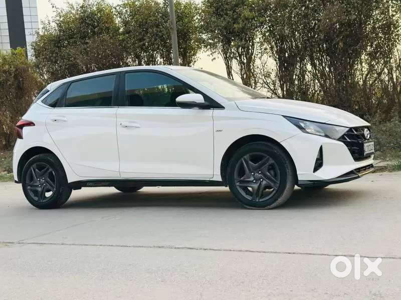 Hyundai I20 Sportz 1.2 Ivt, 2022, Petrol