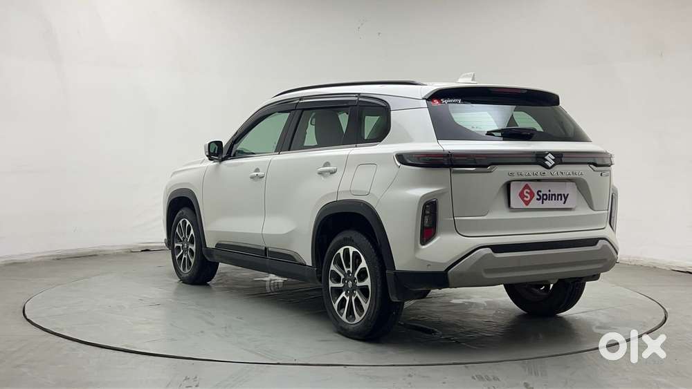 Maruti Suzuki Grand Vitara 1.5 Alpha Smart Hybrid At, 2023, Petrol
