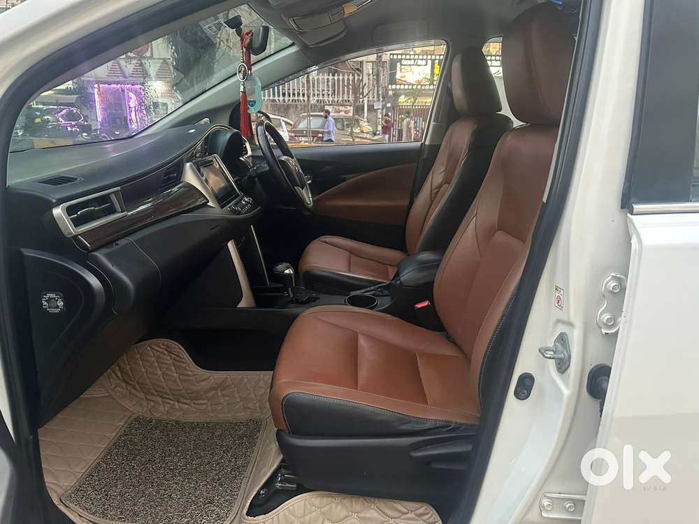 Toyota Innova Crysta 2.8z Automatic, 2017, Diesel