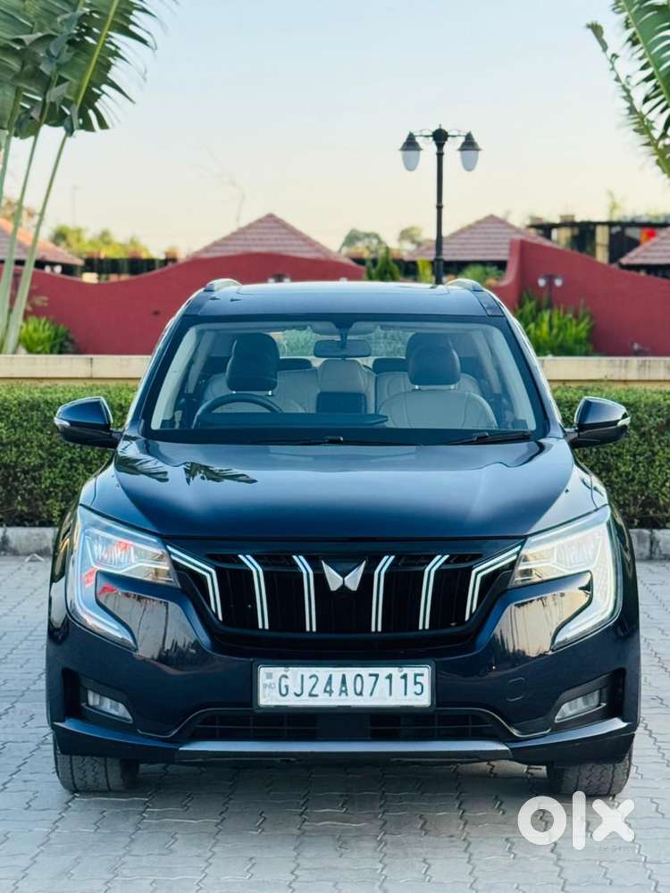 Mahindra Xuv700 2.2 Ax 5 Diesel At 7 Str, 2022, Diesel