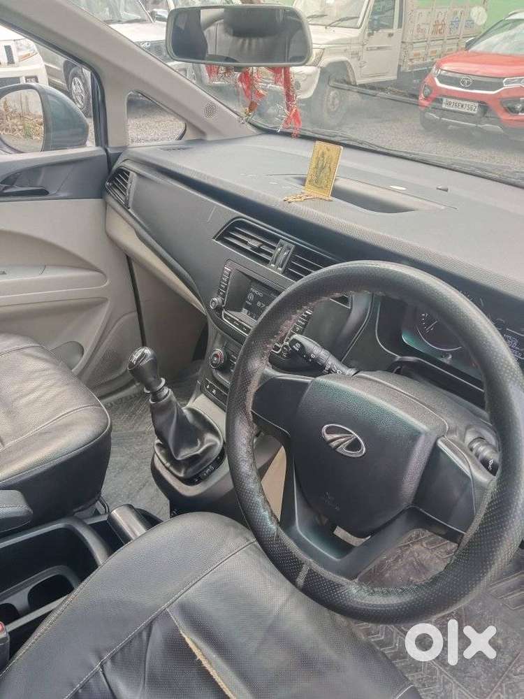 Mahindra Marazzo M6 8str, 2018, Diesel