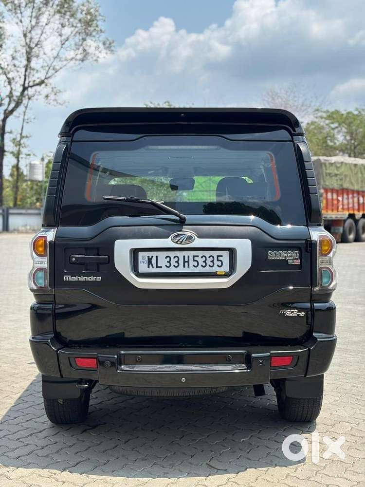 Mahindra Scorpio 2015 Diesel 80000 Km Driven