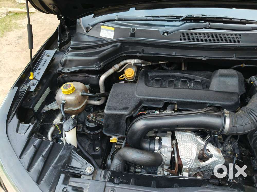 Mahindra Xuv300 W6 Diesel, 2022, Diesel