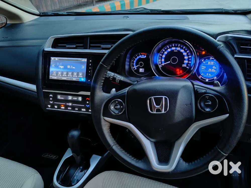 Honda Jazz Vx Cvt 2022 Automatic, Excellent Condition