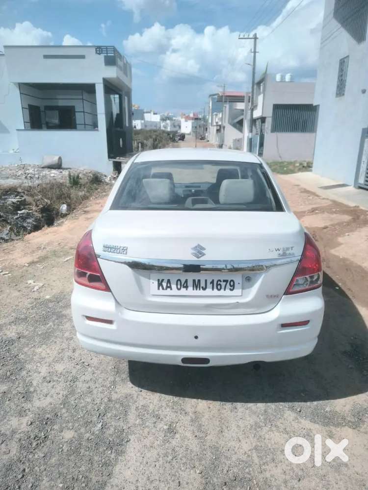 Maruti Suzuki Swift Dzire 2011