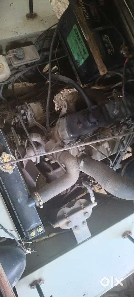 Mahindra Jeep  2002