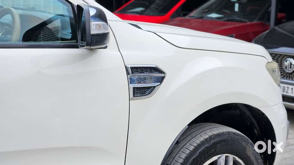 Ford Endeavour 3.2 Titanium At 4x4, 2016, Diesel